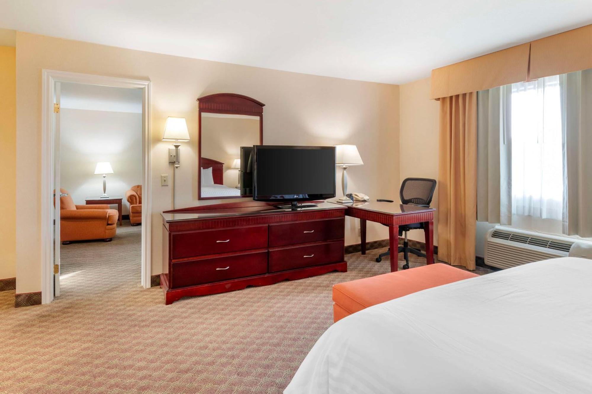 Western Hotel West Covina