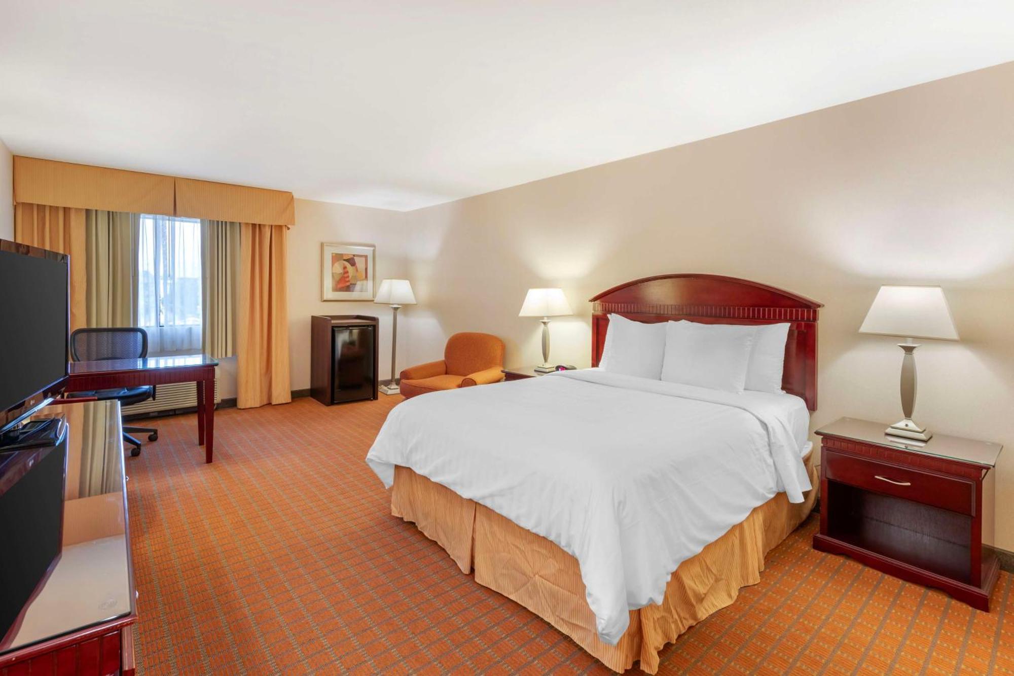 Hotel Western West Covina